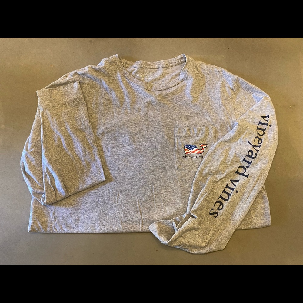 Grey l/s Vineyard Vines tee